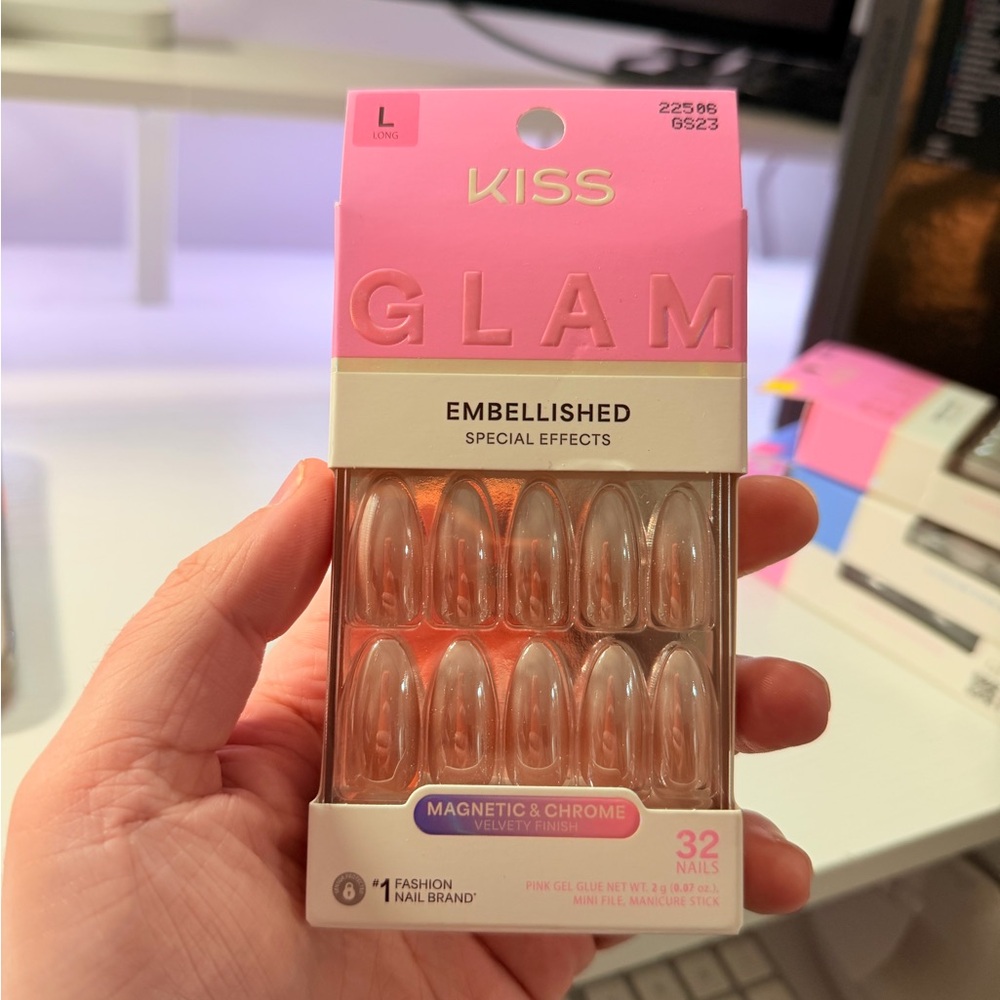 KISS Glam Pink Chrome Nails
